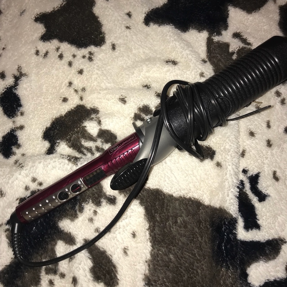 1 1/2 inch curling iron